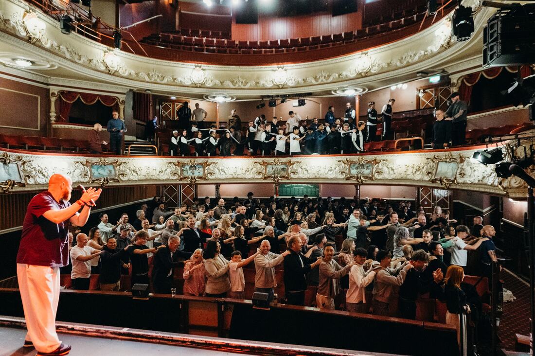 A full house at Theatre Royal Wakefield, the audience on their feet.